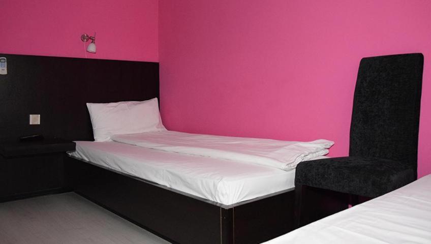 Motel Park Rogatica Экстерьер фото